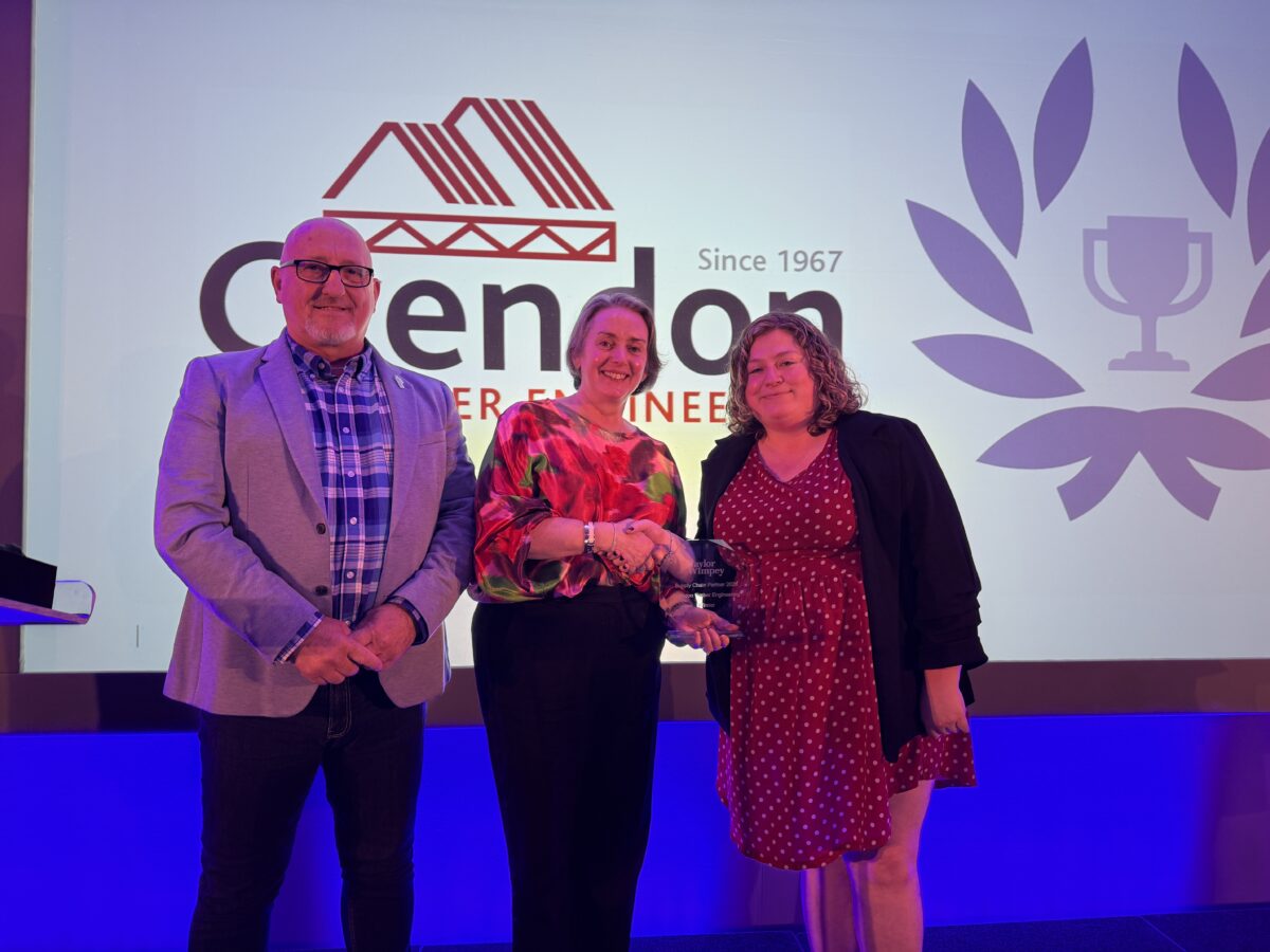 Jennie Daly Taylor Wimpey with Mick Timmins and Amber Carter Crendon
